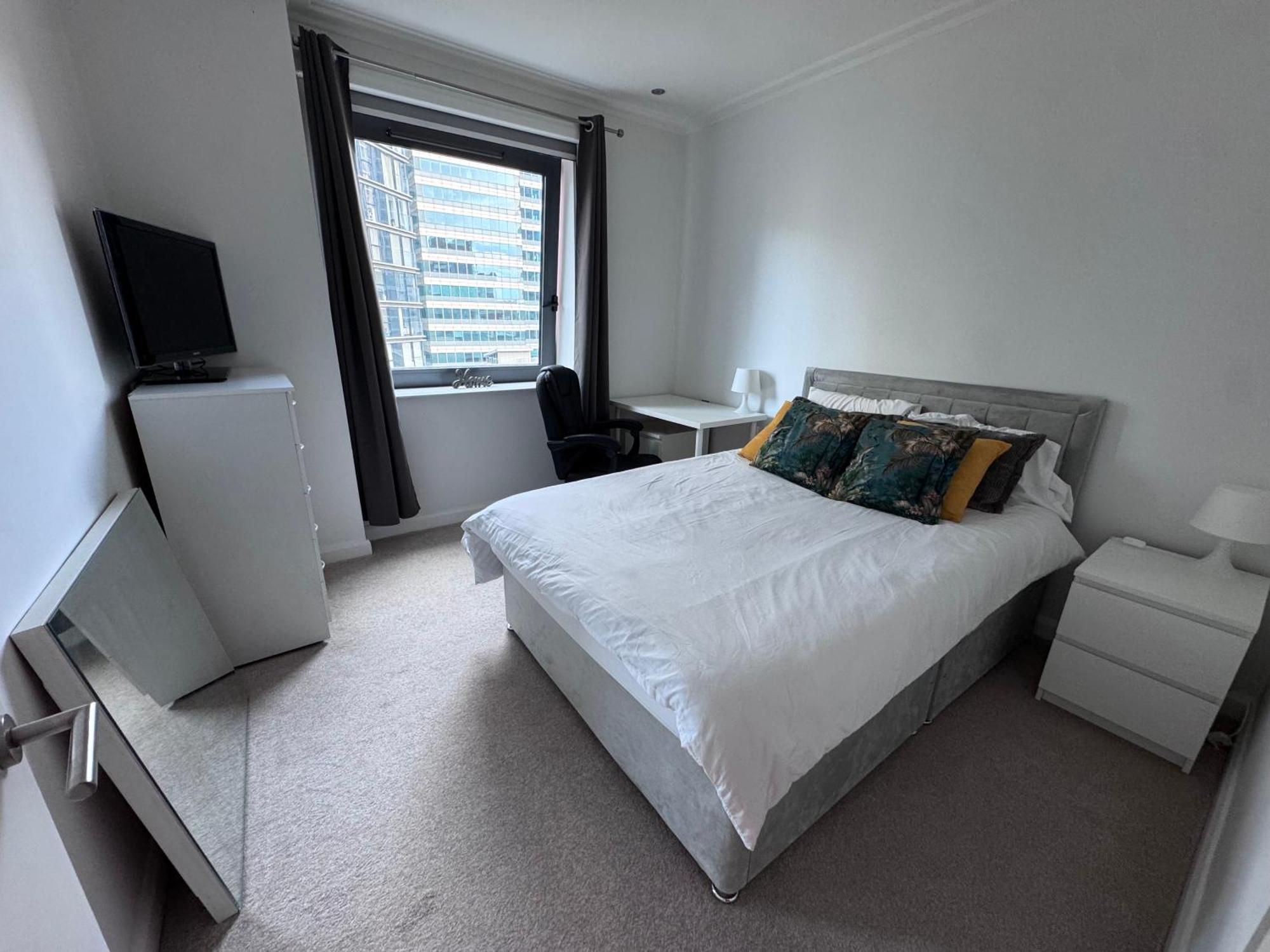 Spare In All-female 2-bedroom Flat-female Only! Gasthof